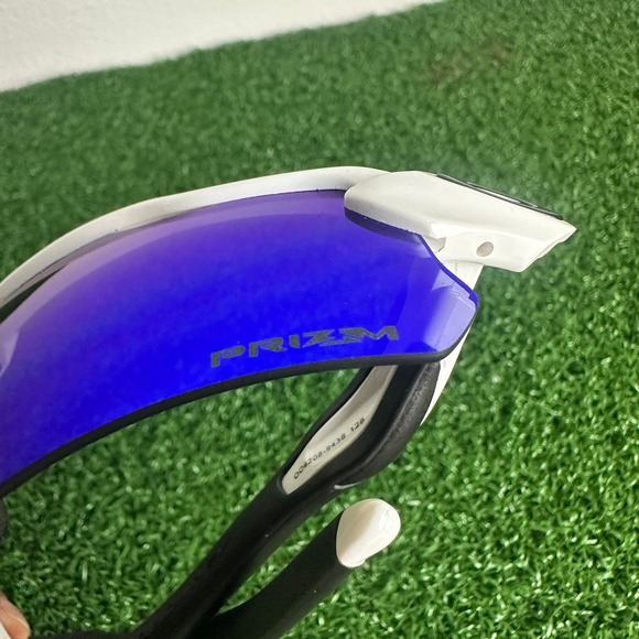 Oakley Radar EV Path Polished White Frame Prizm Lense - Picture 2 of 4